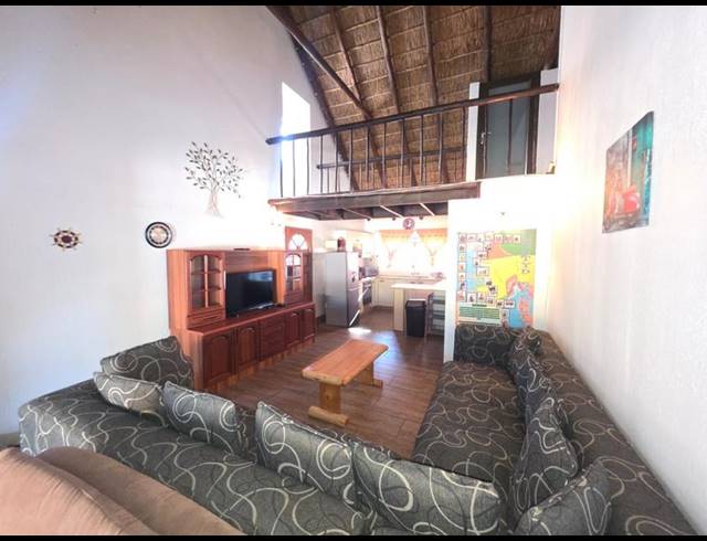4 BEDROOM HOUSE FOR SALE IN MISTY BAY
